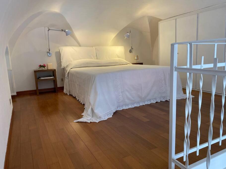 Appartamento Di Charme Nel Cuore Di 圣雷默 外观 照片