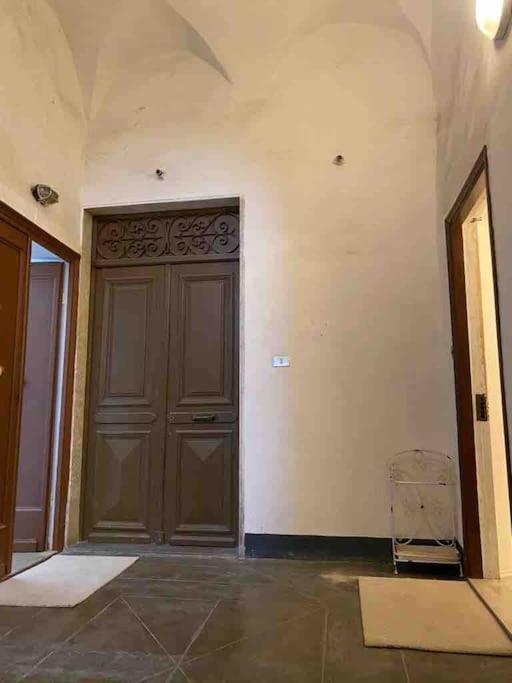 Appartamento Di Charme Nel Cuore Di 圣雷默 外观 照片